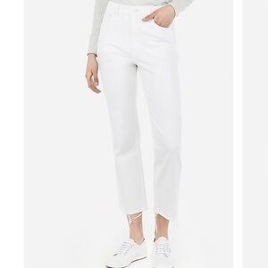 NWT Indigo Reign white denim w/ fray hem jeans